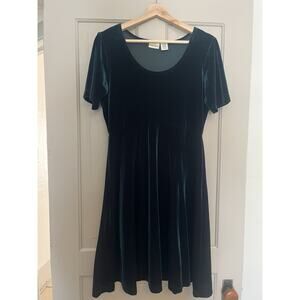 Vintage Y2K 90s Skater Hillard & Hanson Green Velvet Fit & Flare Medium USA Made